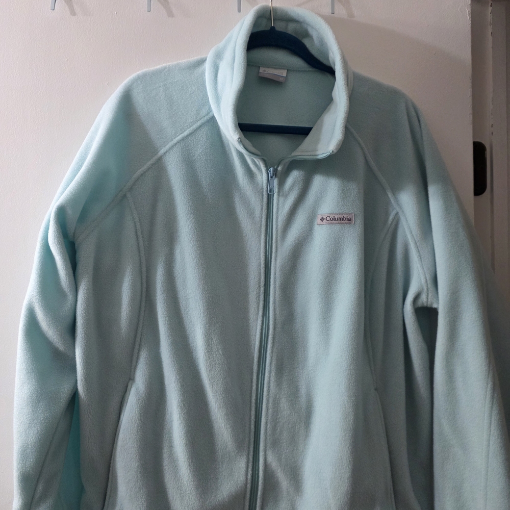 Columbia Women's Soft Blue Fleece Jacket